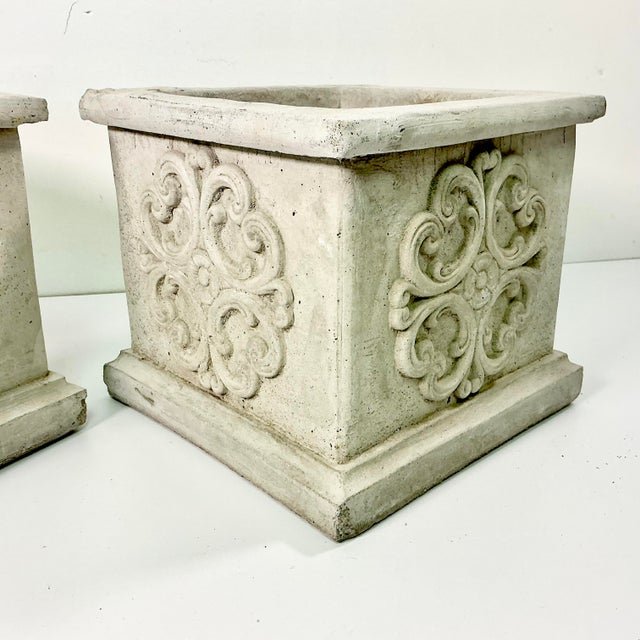 1989 Vintage Italian Florentine Style Medallion Reconstituted Stone Planters - A Pair For Sale - Image 10 of 10