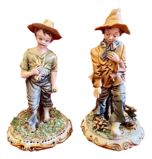 Porcelain Newsboys from Capodimonte, Set of 2