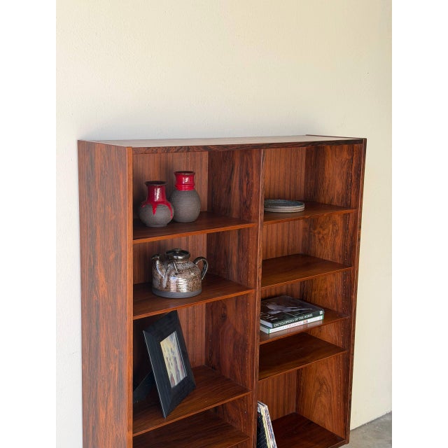 Mid-Century Modern 1960s Danish Rosewood Bookcase by Carlo Jensen for Hundevad MCM Shelving Unit Denmark For Sale - Image 3 of 10