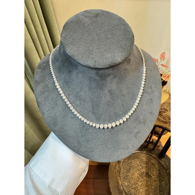 Metal Natural 15.50 CTTW Graduated Diamond Riviera Necklace in Platinum 900 For Sale - Image 7 of 8