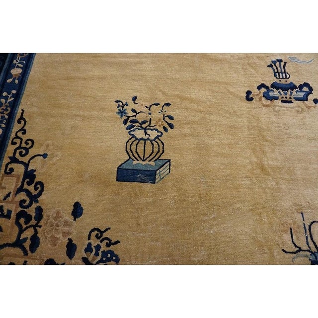1920s Beige Field Vase Classic Greek Key Antique Chinese Peking Knotted Wool Rug For Sale - Image 9 of 10
