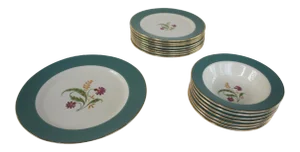 Homer Laughlin Cavalier Eggshell Berkshire Pattern, Gold Rim, Teal Band, Flower Center China - Set of 16