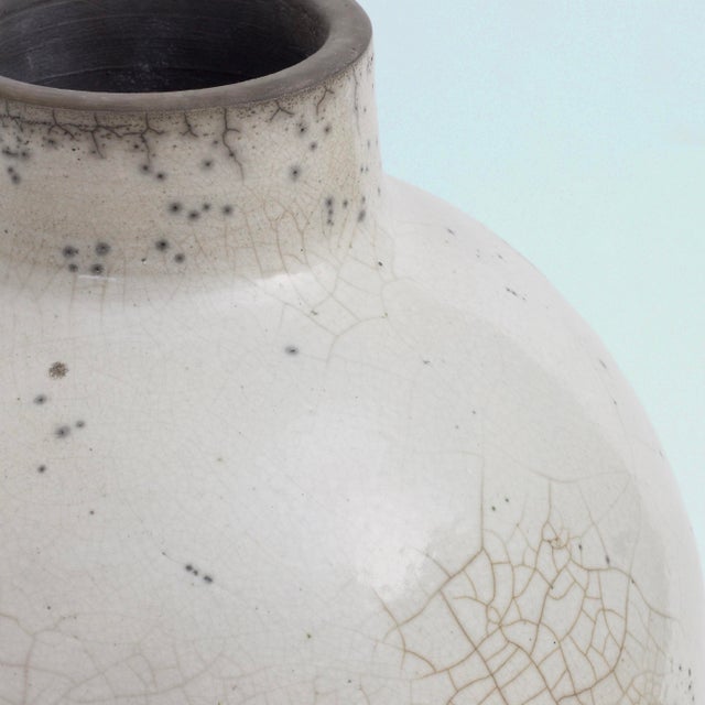 Contemporary Japanese Modern Minimalist Dome L Vase Raku Ceramic White Crakle For Sale - Image 3 of 7