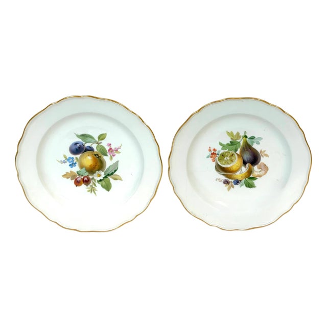 Pair 19th Century Meissen Hand-Painted Fruit Cabinet Plates Gilt Scalloped Edges For Sale