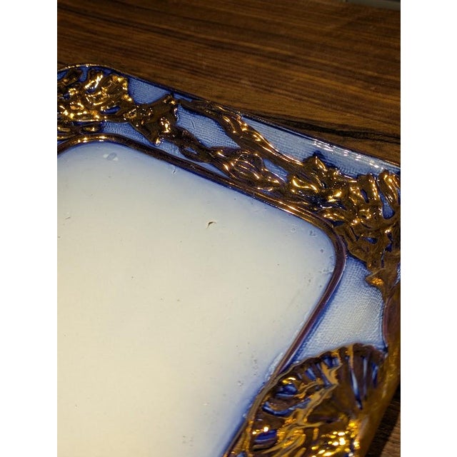 1880s Antique Victorian Staffordshire Flow Blue & Copper Luster Shell/Seaweed Square Plate For Sale In Phoenix - Image 6 of 7