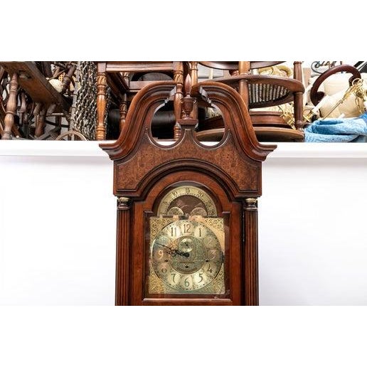 Howard Miller Howard Miller Solomon Grandfather Clock Dated 1986 For Sale - Image 4 of 9