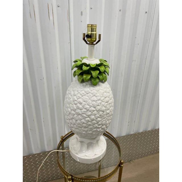 1960s 1960s Blanc De Chine White and Green Italian Pineapple Lamp For Sale - Image 5 of 5