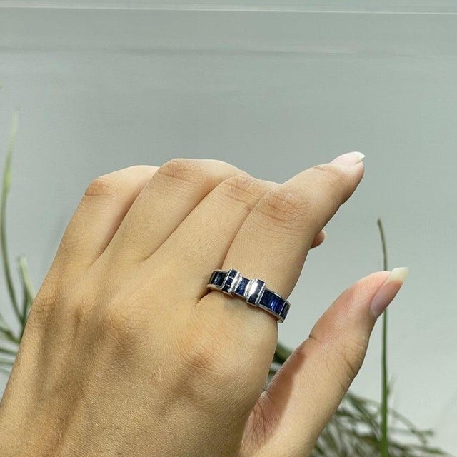 Gemstone Geometric Sapphire Band Ring in 925 Sterling Silver for Her, Size 6 For Sale - Image 7 of 15