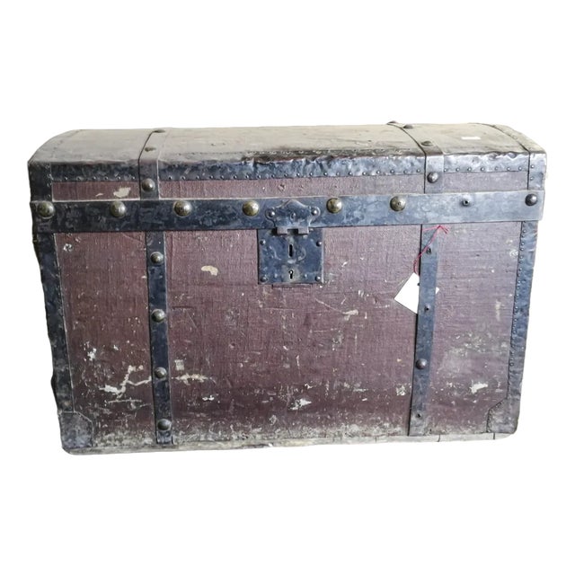 Travel Trunk in Wood and Metal, Italy, 1900s For Sale