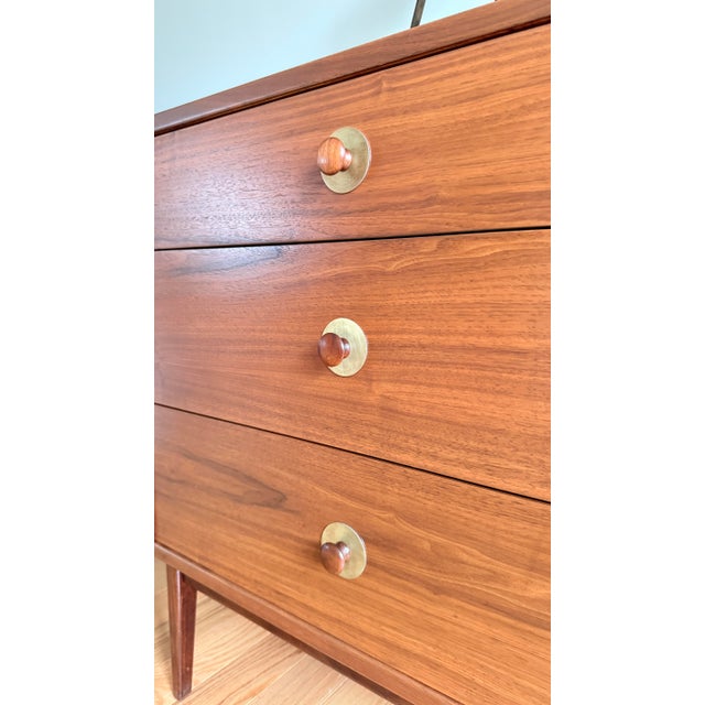 Vintage MCM Petite Credenza Attributed to Jack Cartwright for Founders For Sale - Image 10 of 12