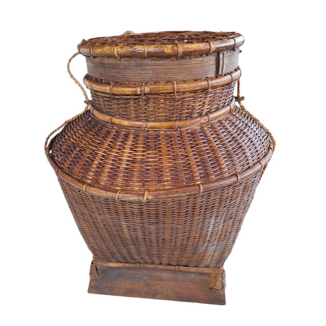 1960s Handwoven Asian Thailand Storage Basket With Lid For Sale In Austin - Image 6 of 11