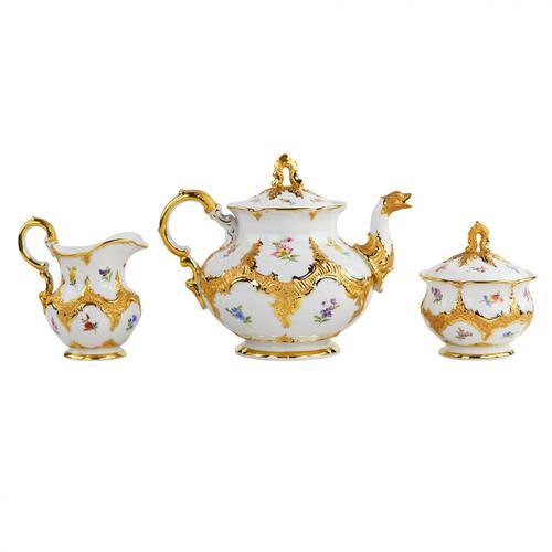 White Tea and Coffee Service from Meissen, Set of 22 For Sale - Image 8 of 10