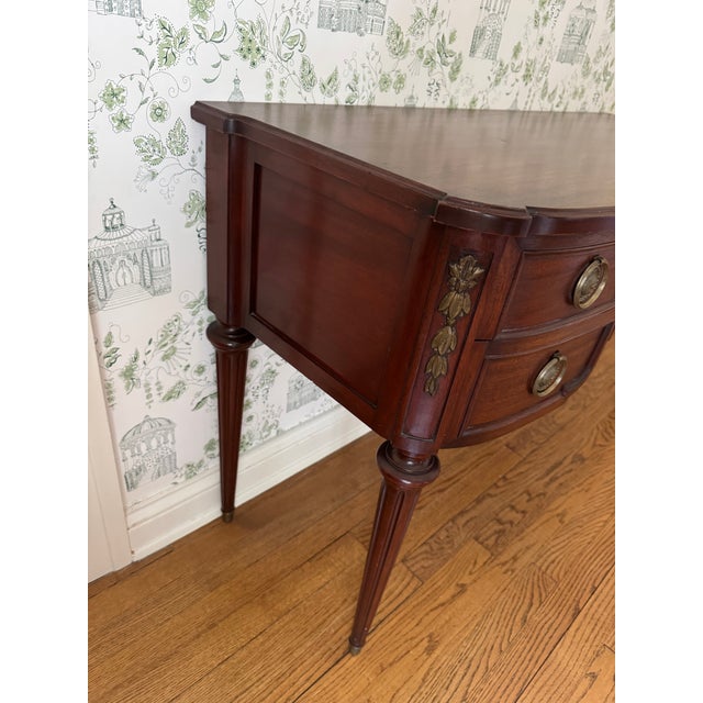 Early 20th Century John Widdicomb Traditional Georgian Mahogany Writing Desk / Sideboard For Sale In Madison - Image 6 of 17