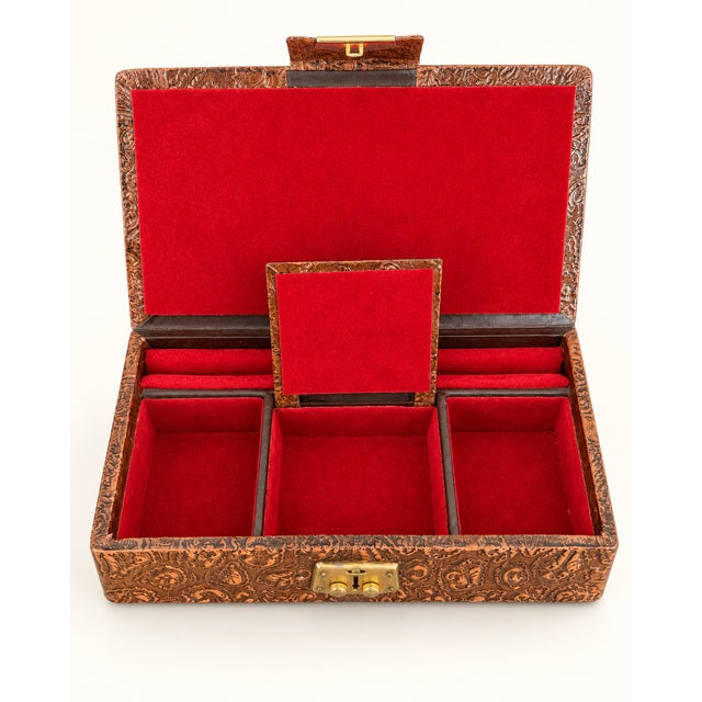 Brutalist Vintage Spanish Tooled Leather Jewelry Box with Don Quixote, 1960s For Sale - Image 3 of 7