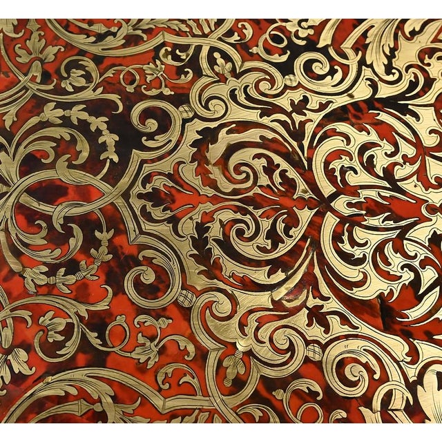 Mid-19th Century Napoleon III Violin-Shaped Marquetry Table For Sale - Image 4 of 18