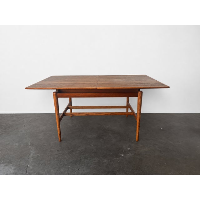 1960s Mid Century 1960s Teak and Oak Expanding Dining Table For Sale - Image 5 of 7