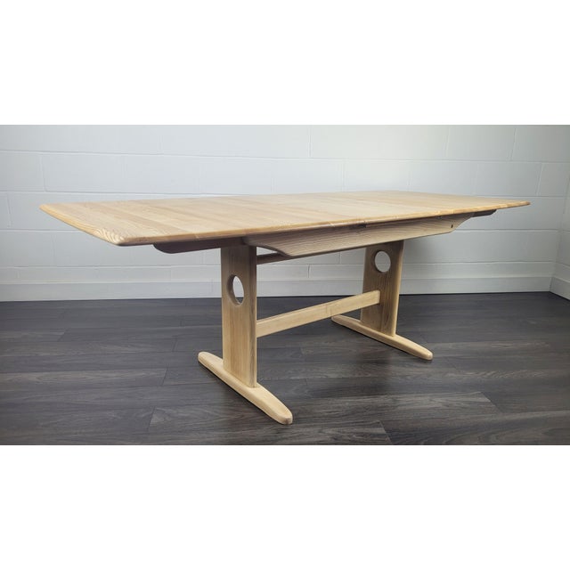 Windsor Extending Dining Table by Lucian Ercolani for Ercol, 2000s For Sale - Image 17 of 18