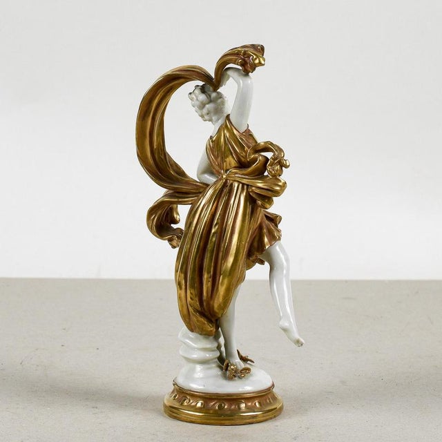Capodimonte Dancer in Gold-Plated Enameled Ceramic For Sale - Image 4 of 9