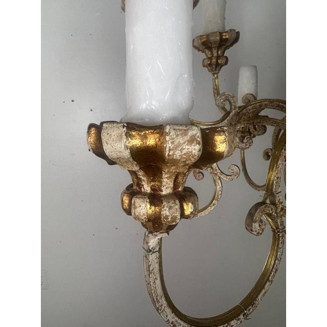 1930s Italian (12) Light Painted & Parcel Gilt Chandelier For Sale - Image 4 of 11