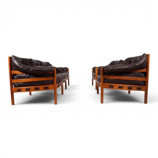 This exceptional living room set from Coja combines the timeless elegance of Scandinavian design with the high-quality...