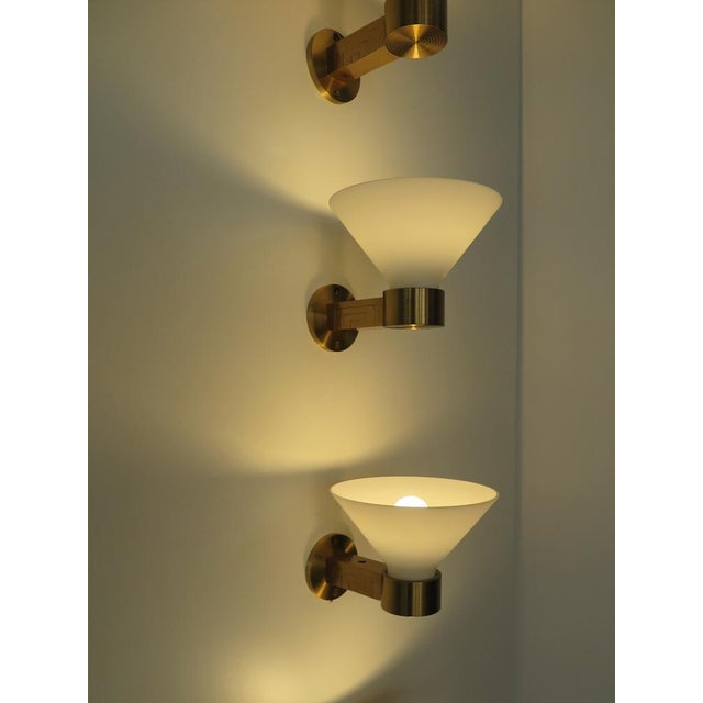Postmodern Italian Wall Lamps in Brass and Murano Glass, 1970s, Set of 4 For Sale - Image 3 of 18
