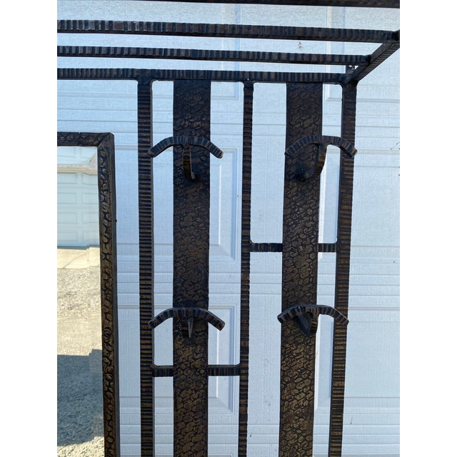 1930s French Art Deco Hammered Iron Coat Rack & Hall Tree With Mirror – Attributed to Edgar Brandt For Sale - Image 12 of 12