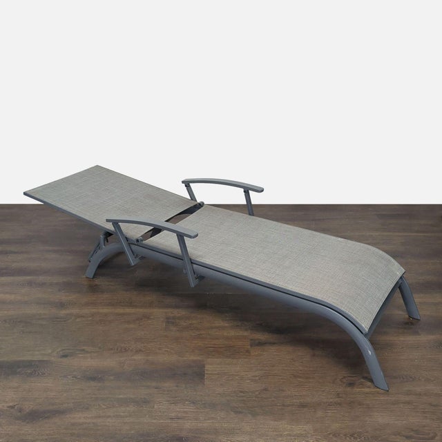 Modern Sunbrella Outdoor Adjustable Chaise Lounge Chair – Comfortable and Durable For Sale - Image 3 of 5