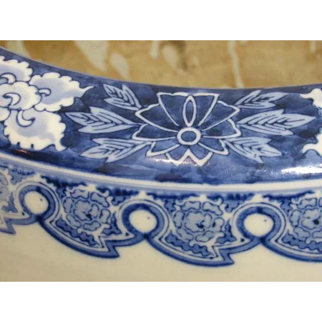 1930s Large Chinese Porcelain Cachepot For Sale - Image 5 of 13