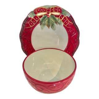 2009 Fitz and Floyd “Damask Holiday” Salad Plate and Coupe Bowl Set - 2 Pieces For Sale