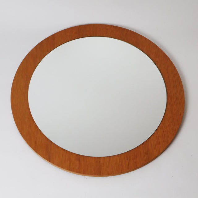 Scandinavian Round Wall Mirror in Oak, Denmark, 1970s For Sale - Image 3 of 11