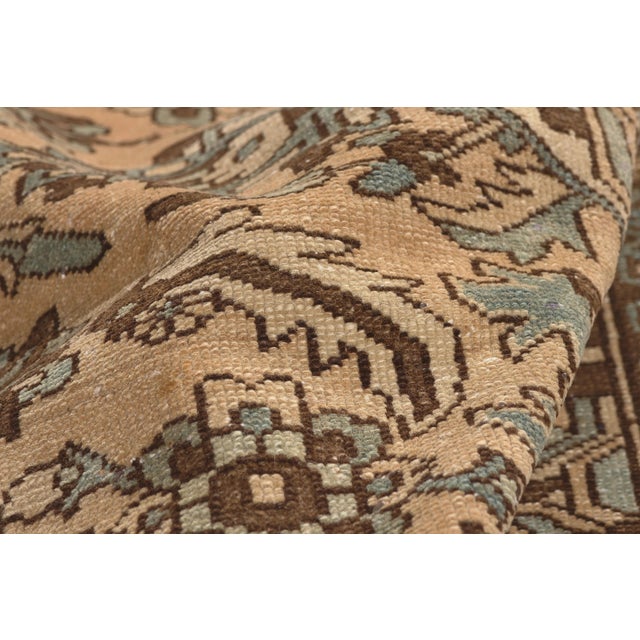 Vintage Persian Bakhtiari Rug, 05'02 X 09'11 For Sale In Dallas - Image 6 of 10