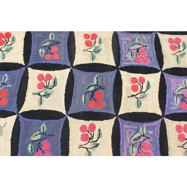 American Antique American Hooked Rug With All-Over Circles & Floral Quilt Design For Sale - Image 3 of 8