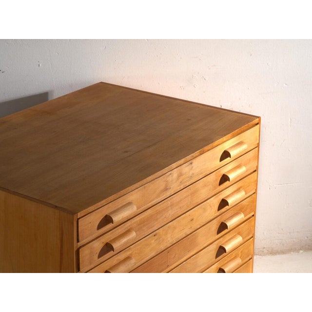 Plan Chest in Beech, Central Europe, 1950 For Sale - Image 4 of 14