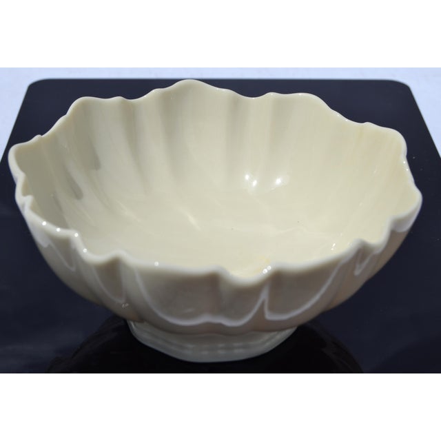 Ceramic 1980s Lenox Symphony Bowl Special Edition Scalloped Footed Fine Bone Ceramic For Sale - Image 7 of 15