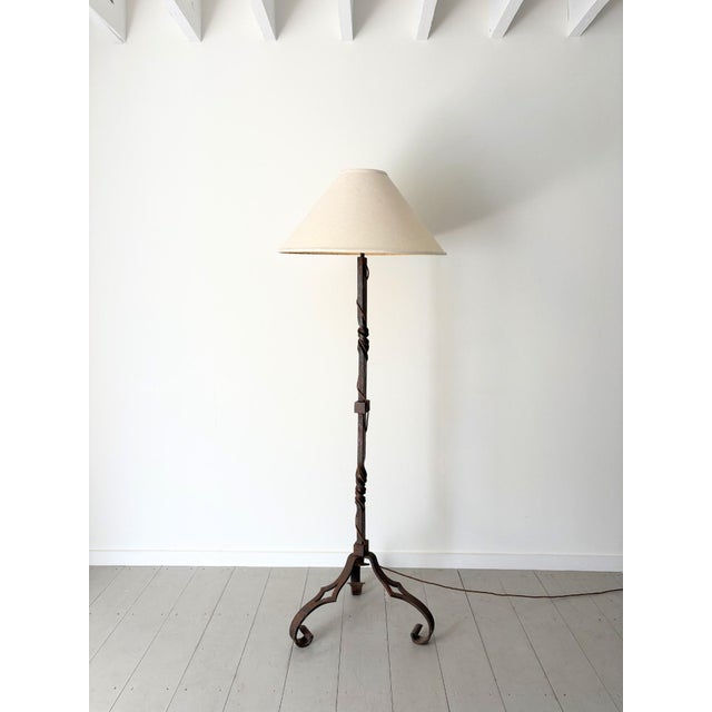 Brutalist Floor Lamp in Forged Iron, France, 1940s For Sale - Image 11 of 11