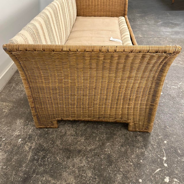 Late 20th Century 1970s Alex Vale Furniture Wicker Sofa For Sale - Image 5 of 12