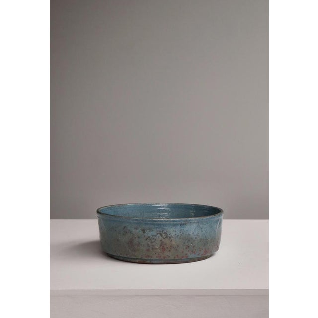 Scandinavian Modern Raku-Fired Stoneware Bowl attributed to Inger Rokkjær, 1990s For Sale - Image 10 of 14