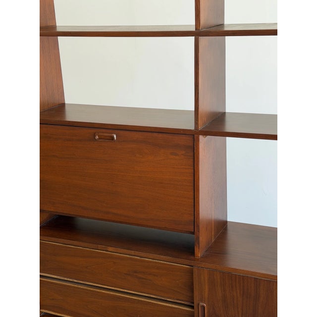 Mid-Century Modern Walnut Wall Unit/ Room Divider For Sale - Image 4 of 13