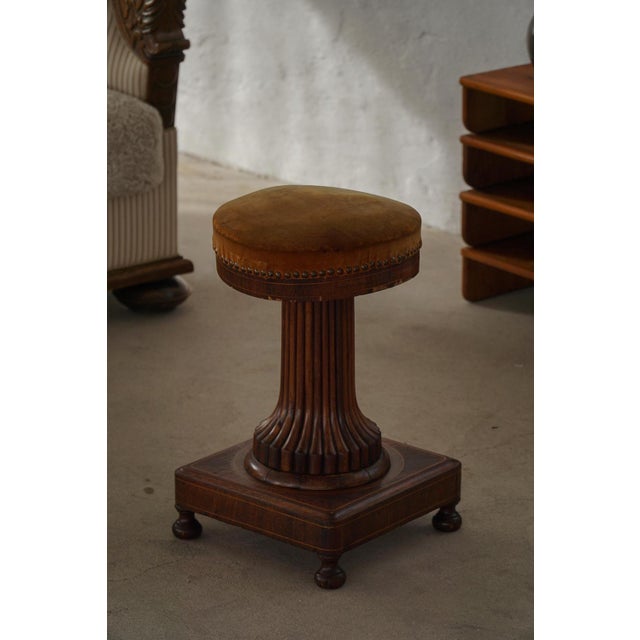 Antique French Piano Stool in Oak and Velvet, Mid-19th Century For Sale - Image 16 of 18