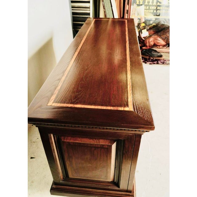 1960s Vintage Two Tone Mahogany Credenza For Sale In Los Angeles - Image 6 of 11