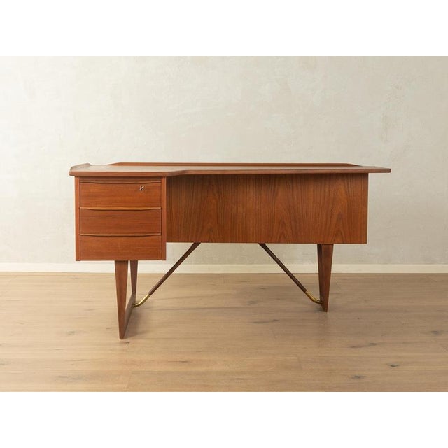 Boomerang Desk by Peter Løvig Nielsen For Sale - Image 10 of 18