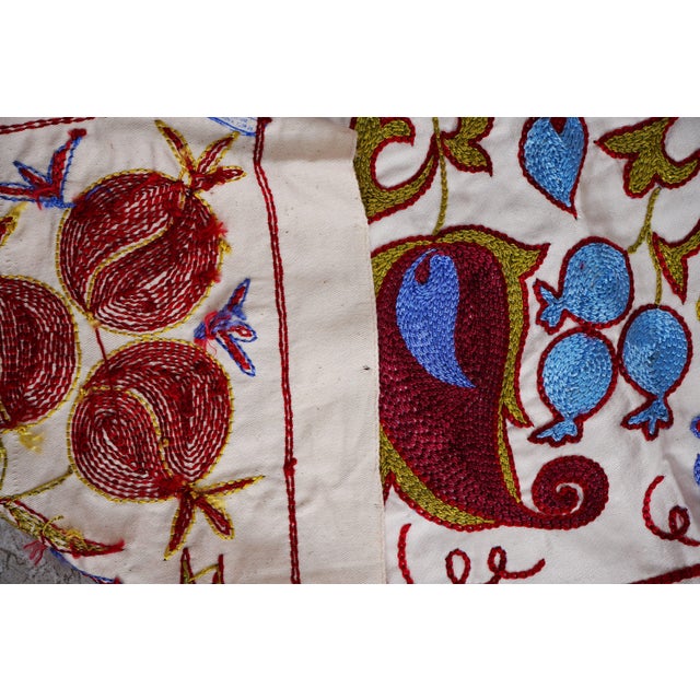 Suzani Tapestry – White Base With Horse and Pomegranate Motifs 3'2'' X 6' For Sale In New York - Image 6 of 13