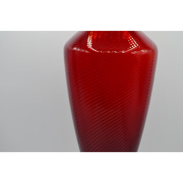Large 1950s Red Swiral Venetian Italian Glass Trumpet Pedestal Vase With Gold Leaf Aventurine For Sale - Image 9 of 10