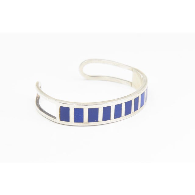 Late 20th Century Late 20th Century Geometric Sterling Silver and Lapis Lazuli Inlay Cuff Bracelet For Sale - Image 5 of 9
