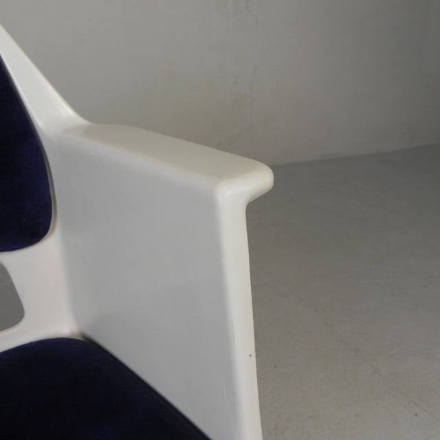 Mid-Century Modern Gispen Chair with Fiberglass Shell, 1960s For Sale - Image 3 of 18