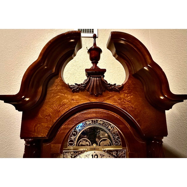 2000 - 2009 Vintage Howard Miller Grandfather Clock**Limited 80th Anniversary Edition** For Sale - Image 5 of 8
