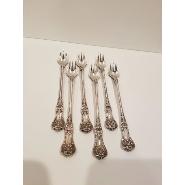 Traditional Late 19th Century Six Tiffany English King Seafood Forks For Sale - Image 3 of 7