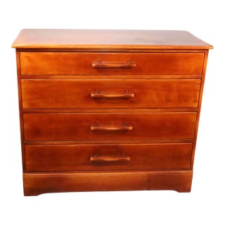 Mid 20th Century Cushman Colonial Peter Stuyvesant Four Drawer Dresser For Sale