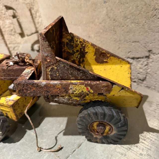 Metal Vintage Pressed-Steel Articulated Rock Hauler Earthmover Toy Nylint For Sale - Image 7 of 10