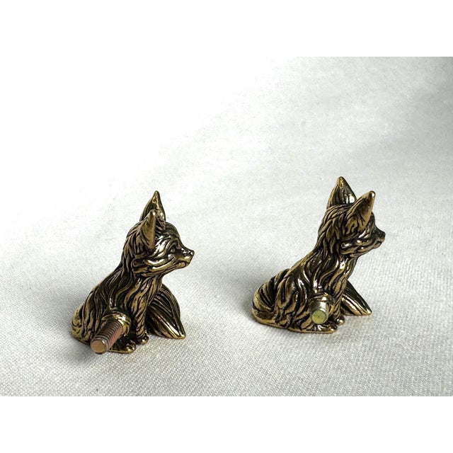 Late 20th Century English Traditional Small Figurative Fox Solid Brass Cabinet Knobs, a Pair For Sale - Image 5 of 10